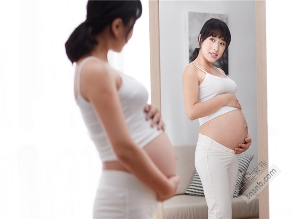 怀孕后不吐不快，用这两种方法测试宝宝的性别